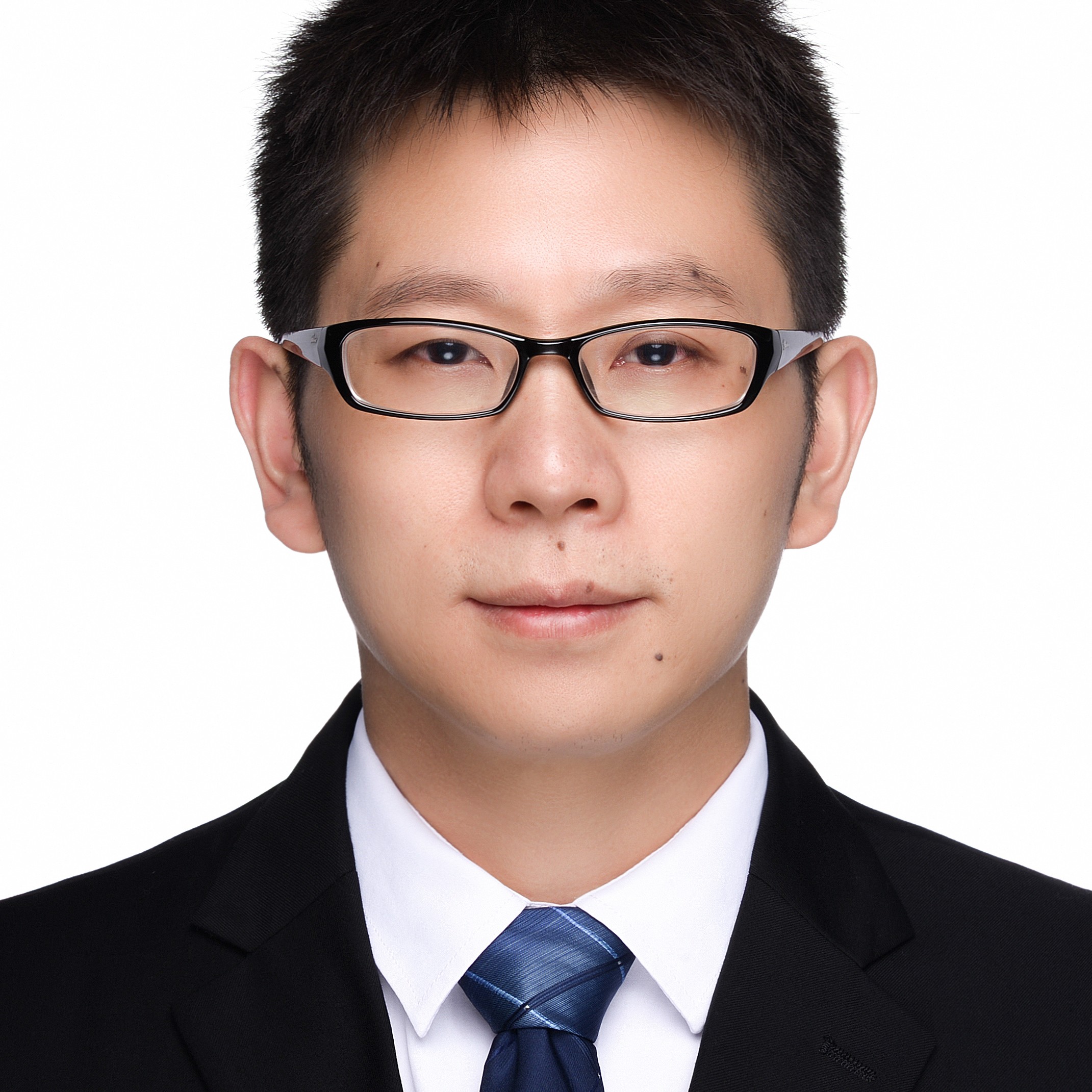 黄厚文