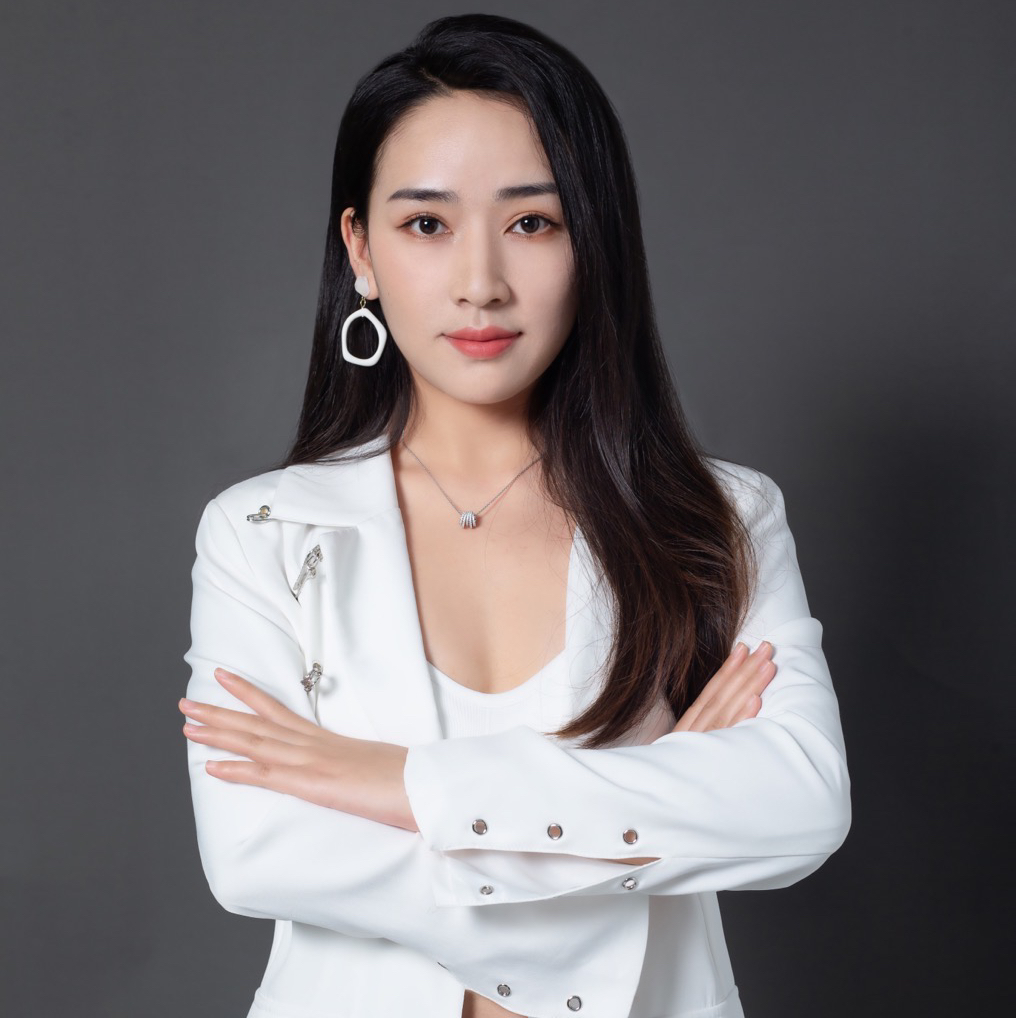 黄妍霞
