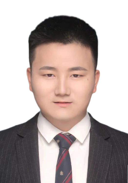 余成龙