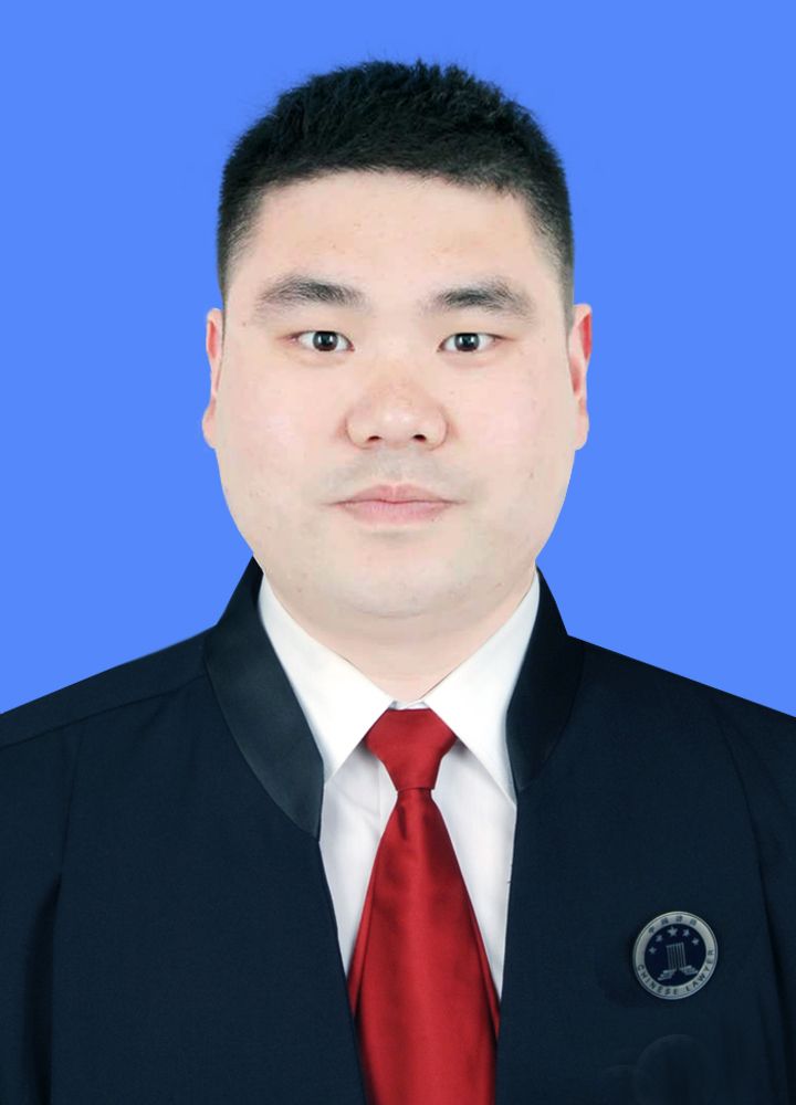 李泽仪