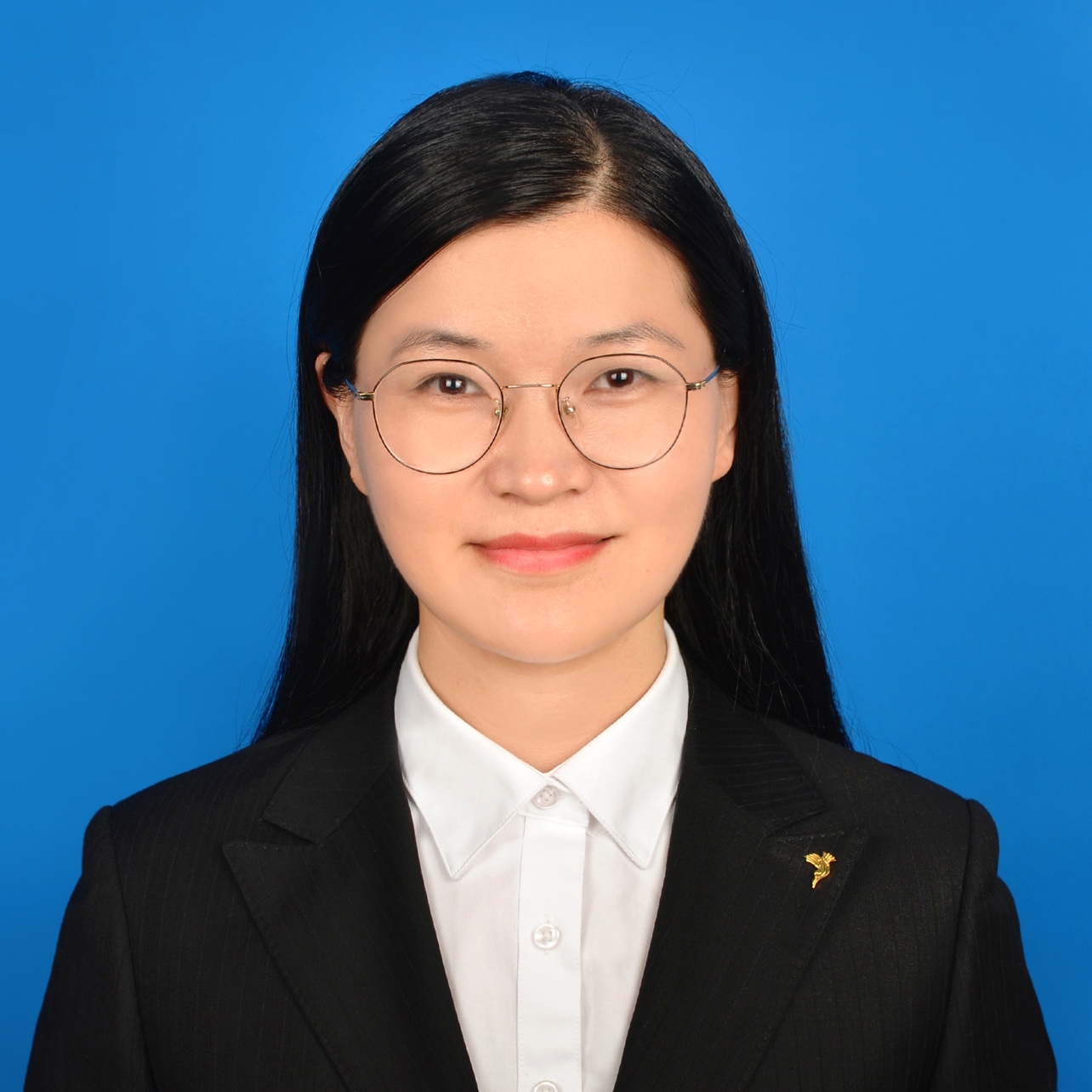 易明芳