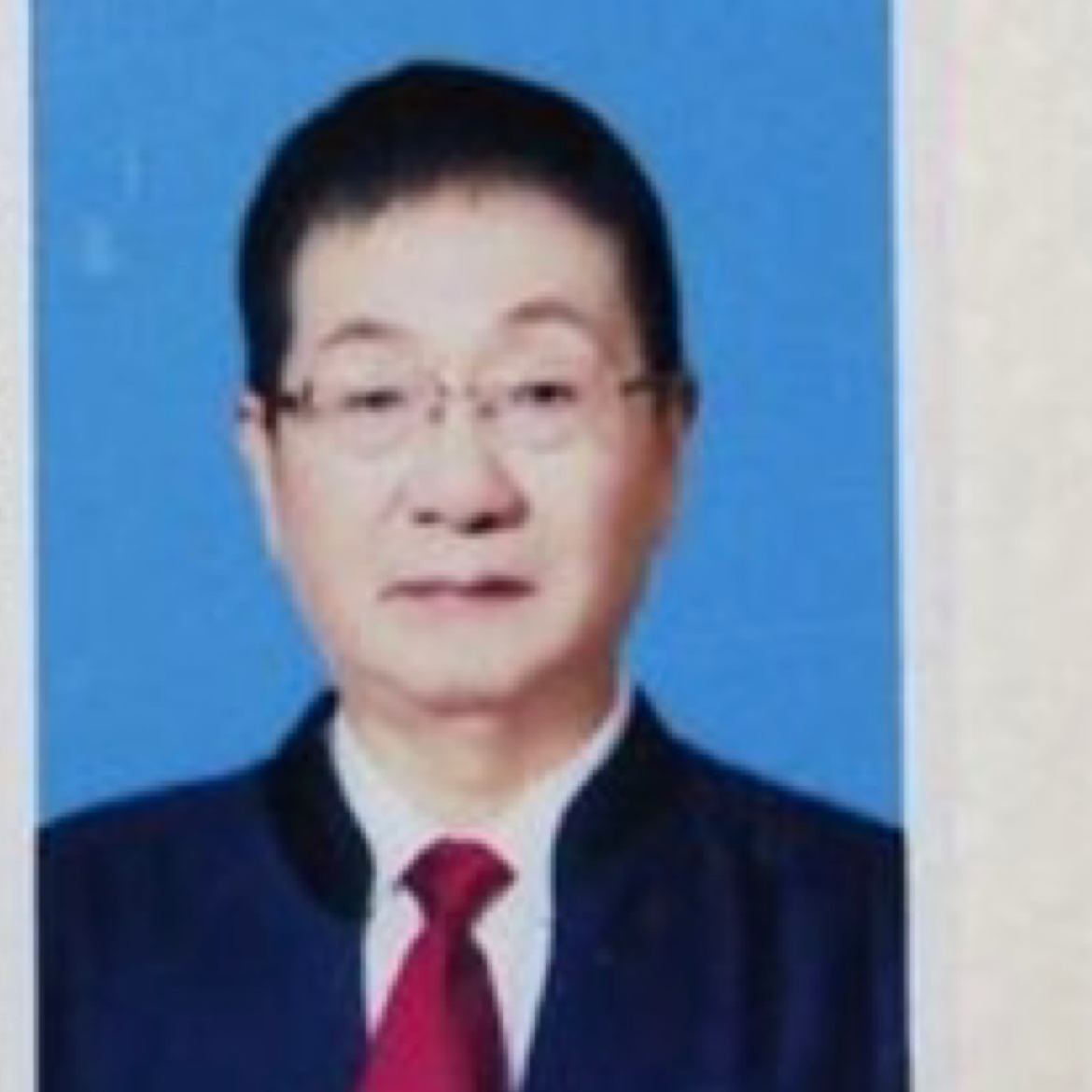 黄高伟