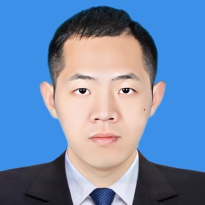 张逸群