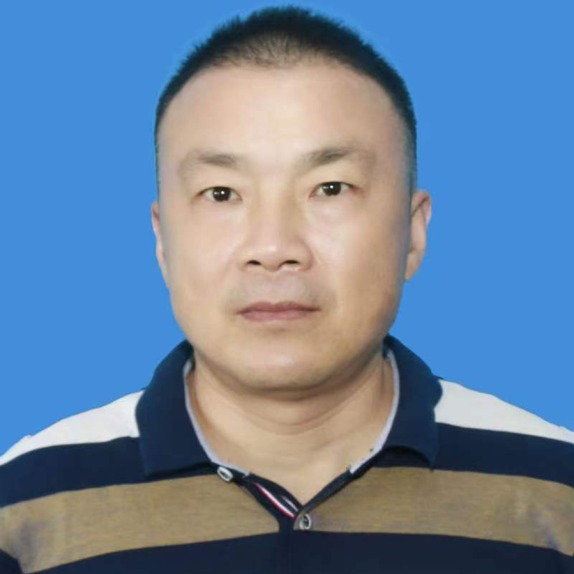 黄安平