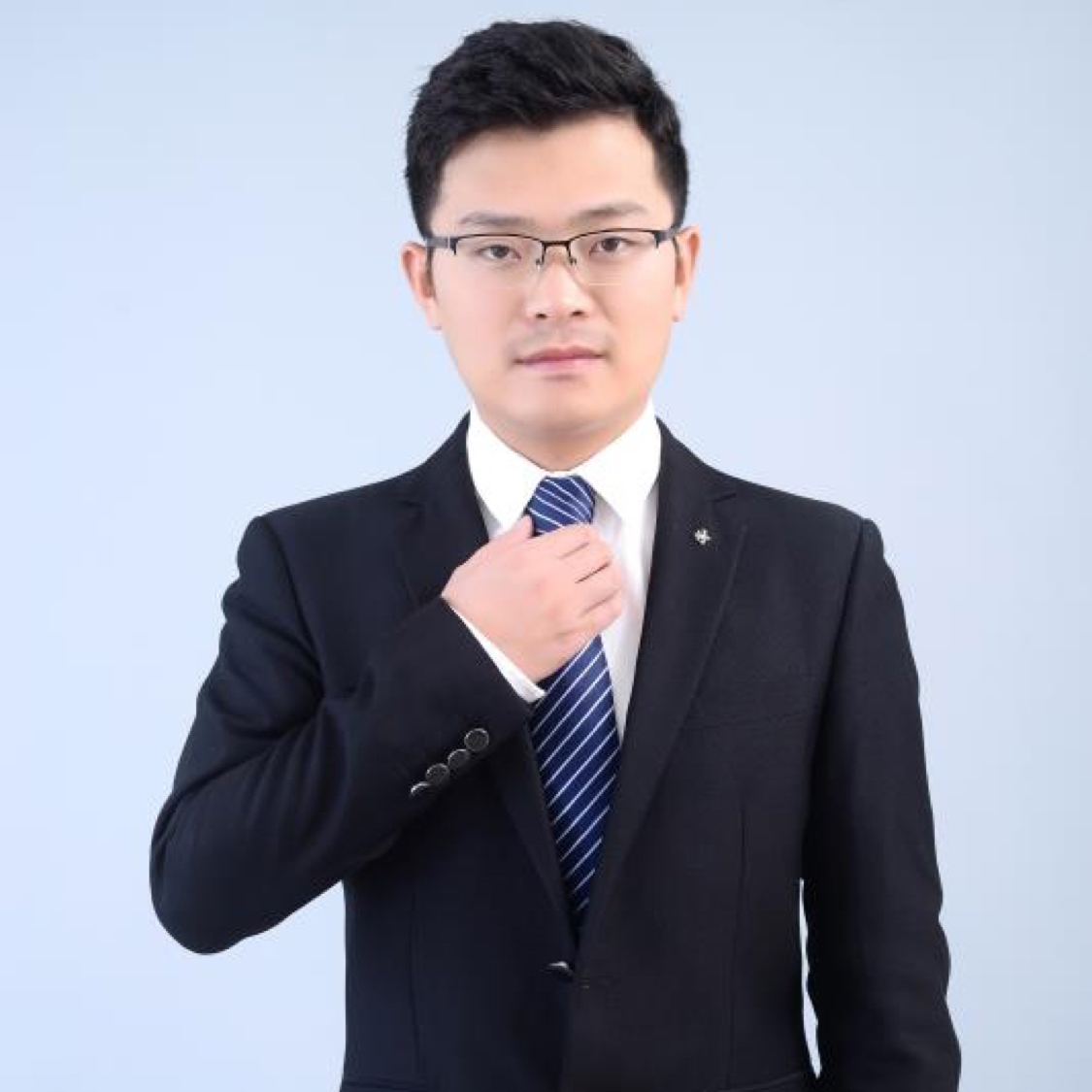 梅鹏