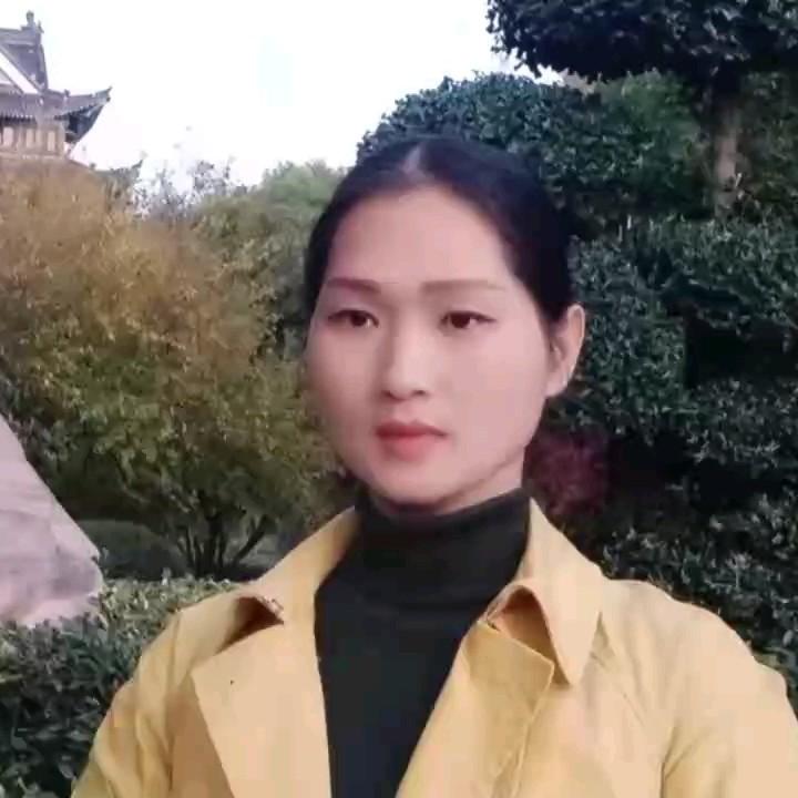 赵芳