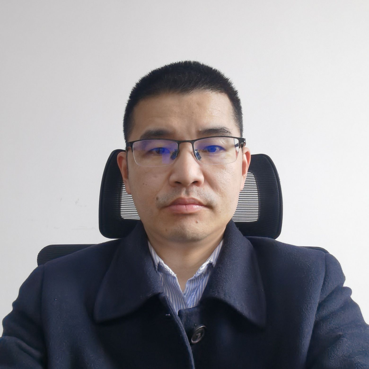 董正兴