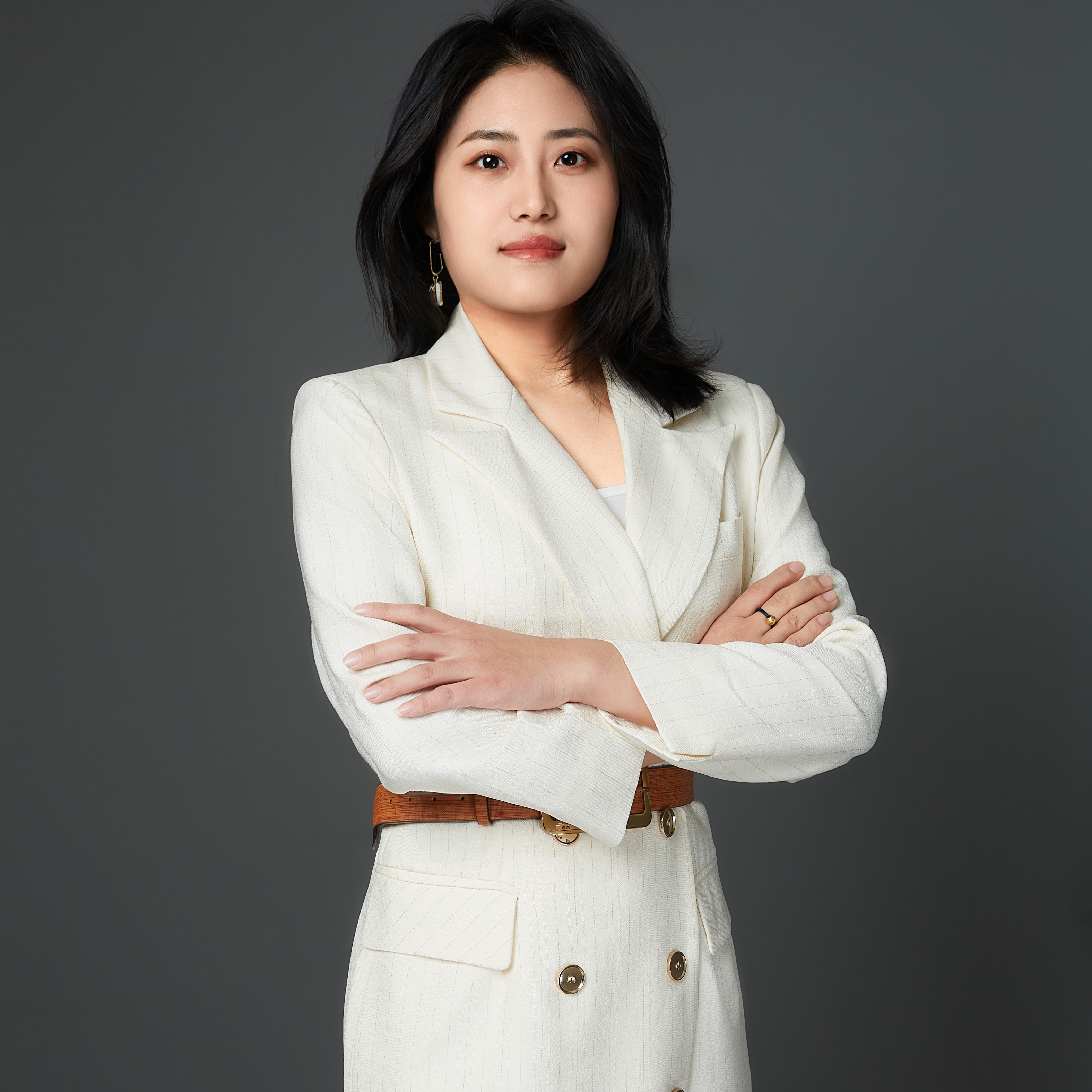 郝建美