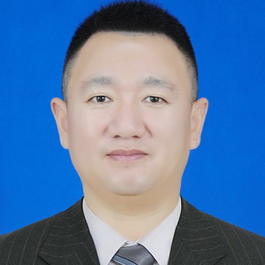 彭奇