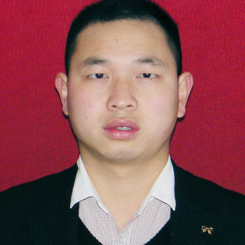 伍向东