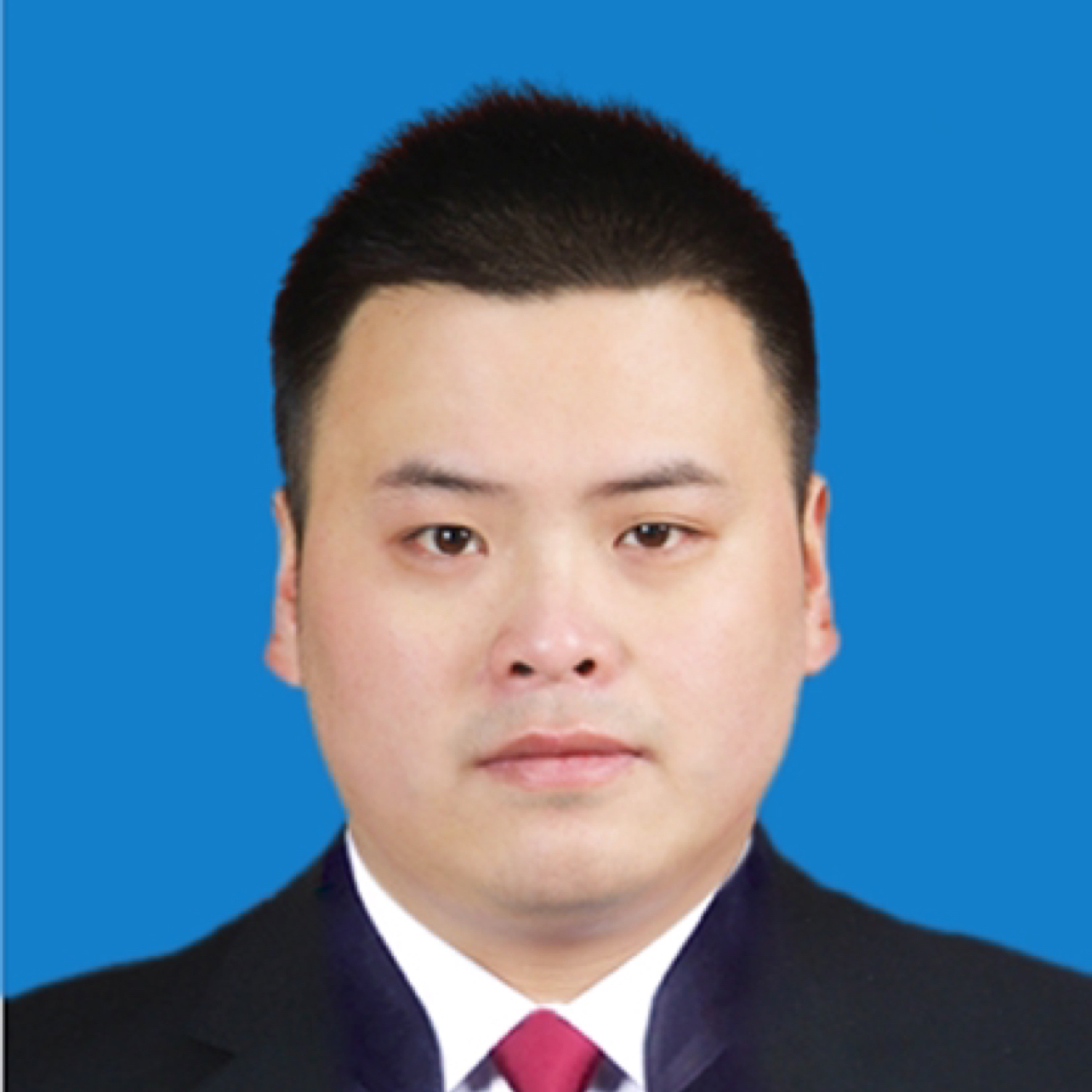 闫雷