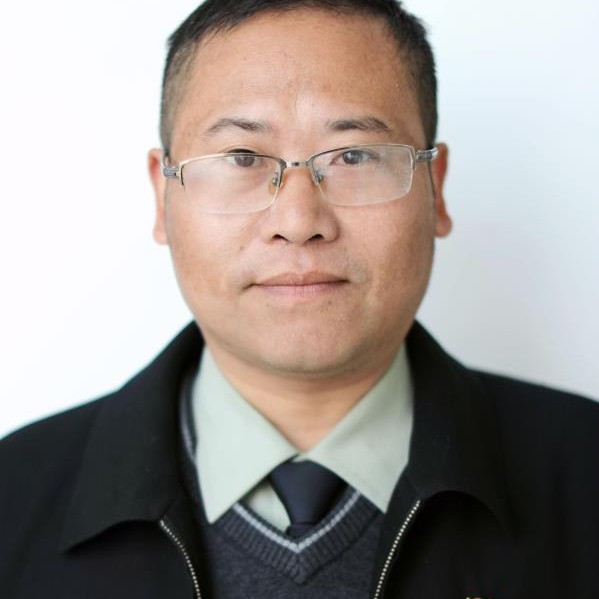 杨恩毓