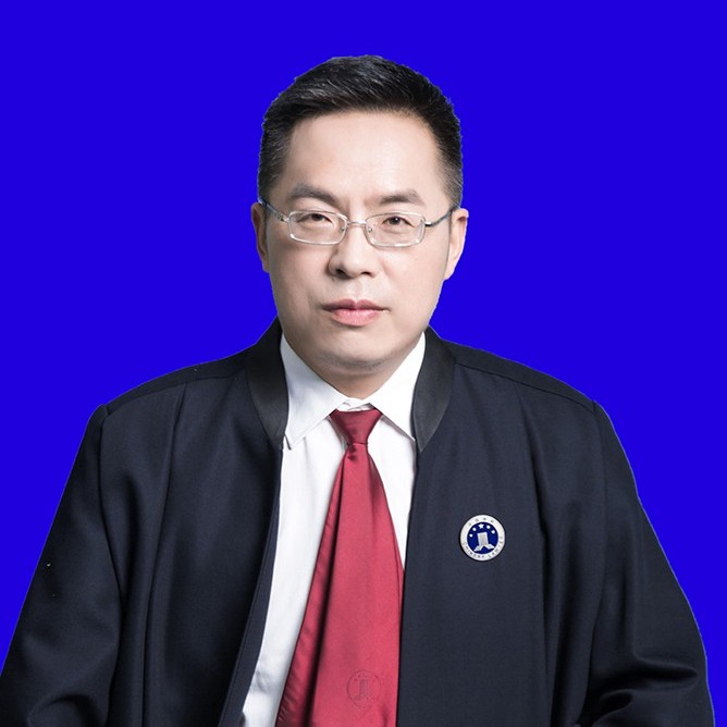 覃代贵