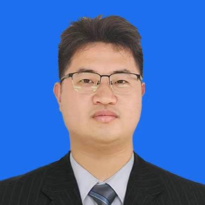 李卓