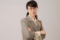 股东是否履行了出资义务，应以认缴的货币是否存入公司账户为标准