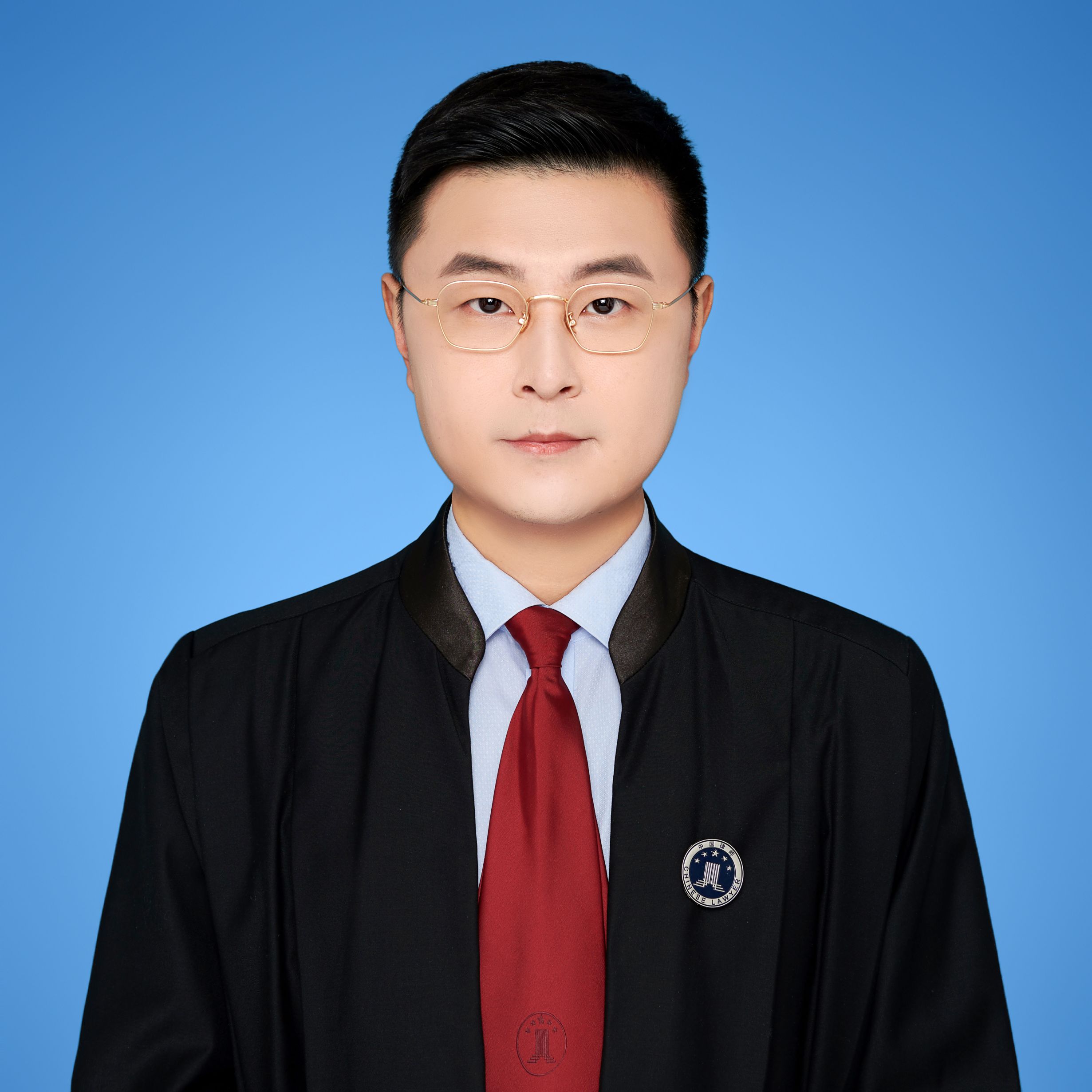 张明骏