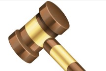 法院在案件审理中，如何审查随案主张的律师代理费