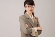 15年车龄的车子多长时间年检一次？