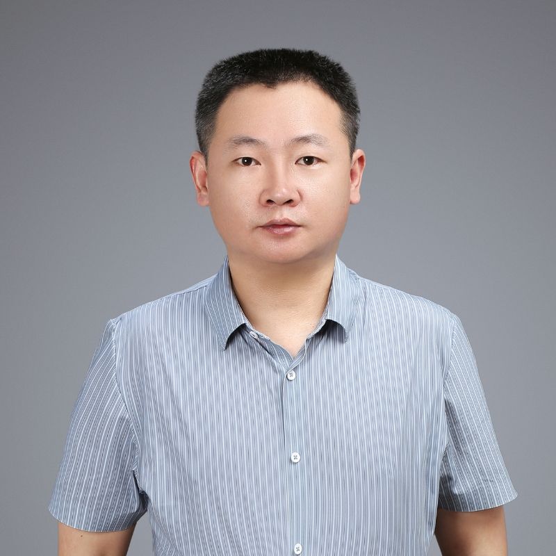 张锐