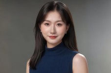 劳动者对仲裁裁决不服的，应当什么时候起诉？