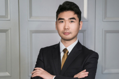 法律顾问-风险防控、合规经营与商业决策的核心支持