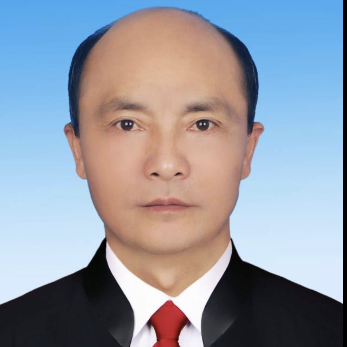 杜家骏