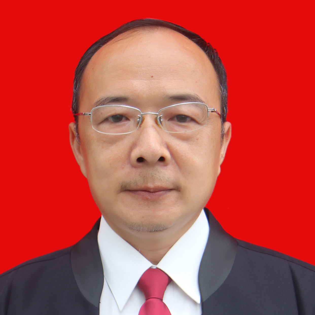 梁衡