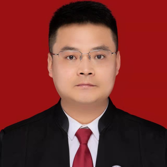 王建国