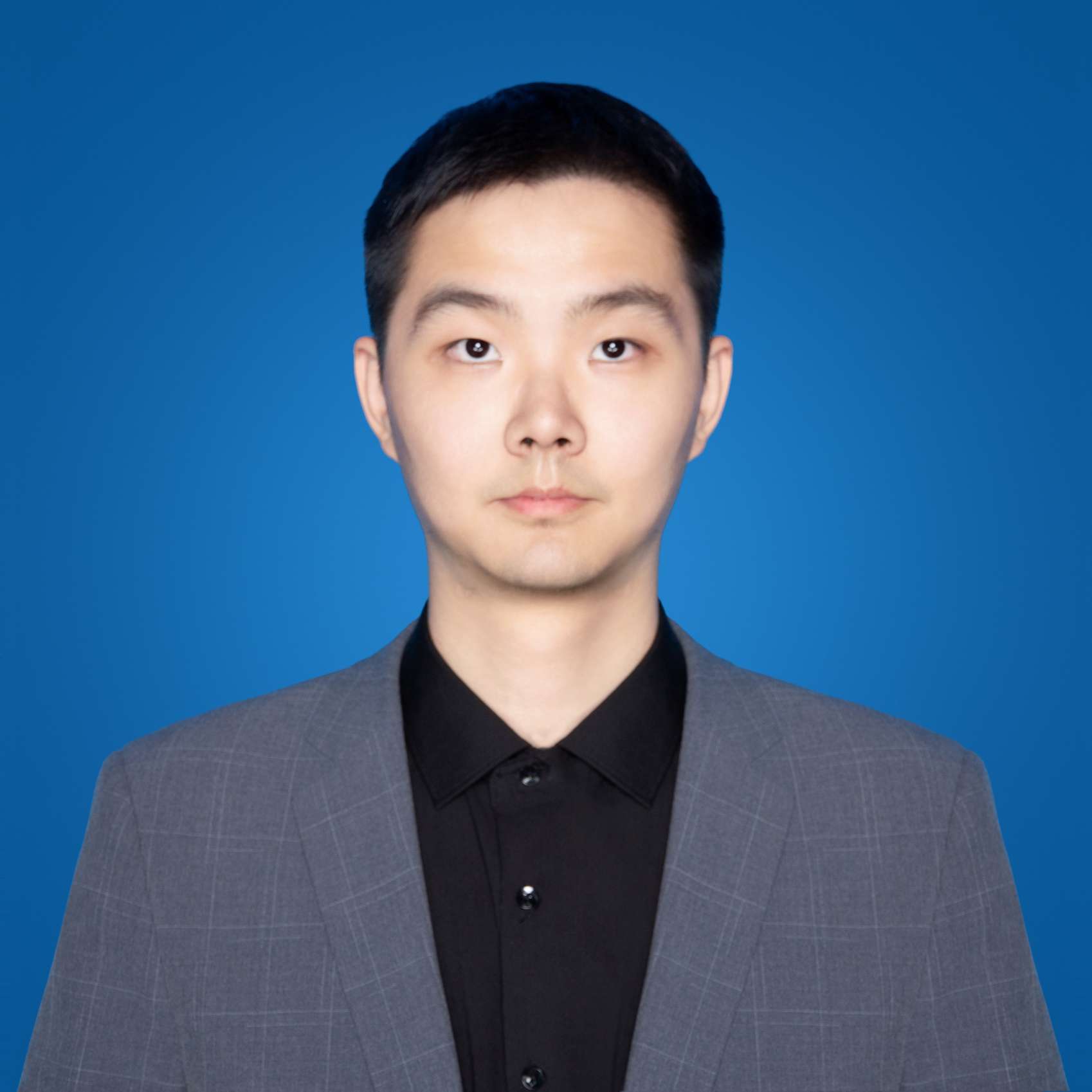 王天逸