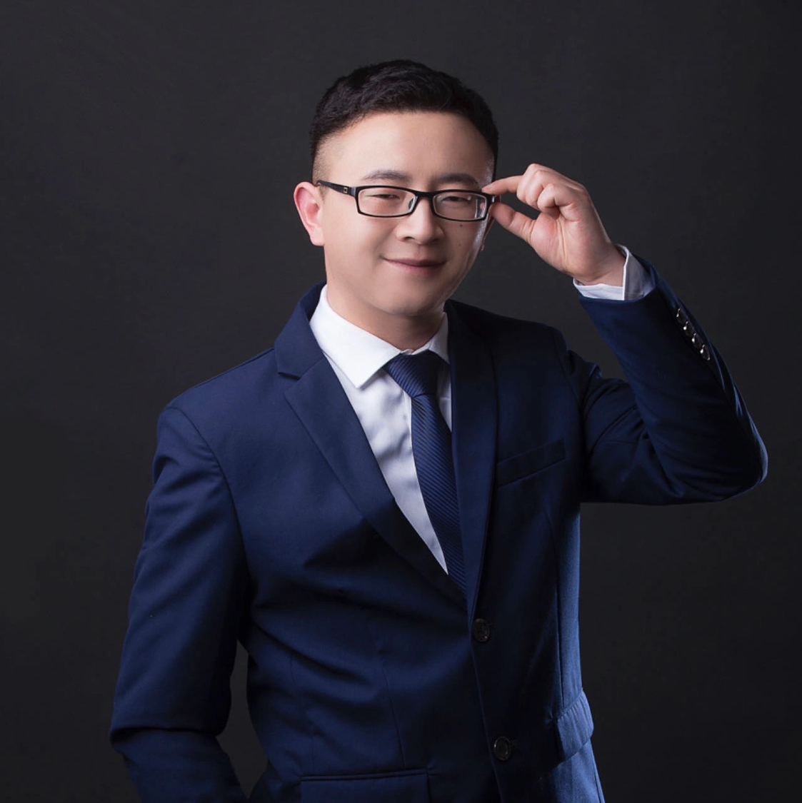 张旭律师