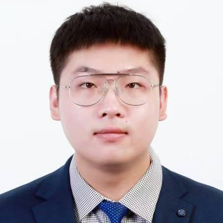 张昊天