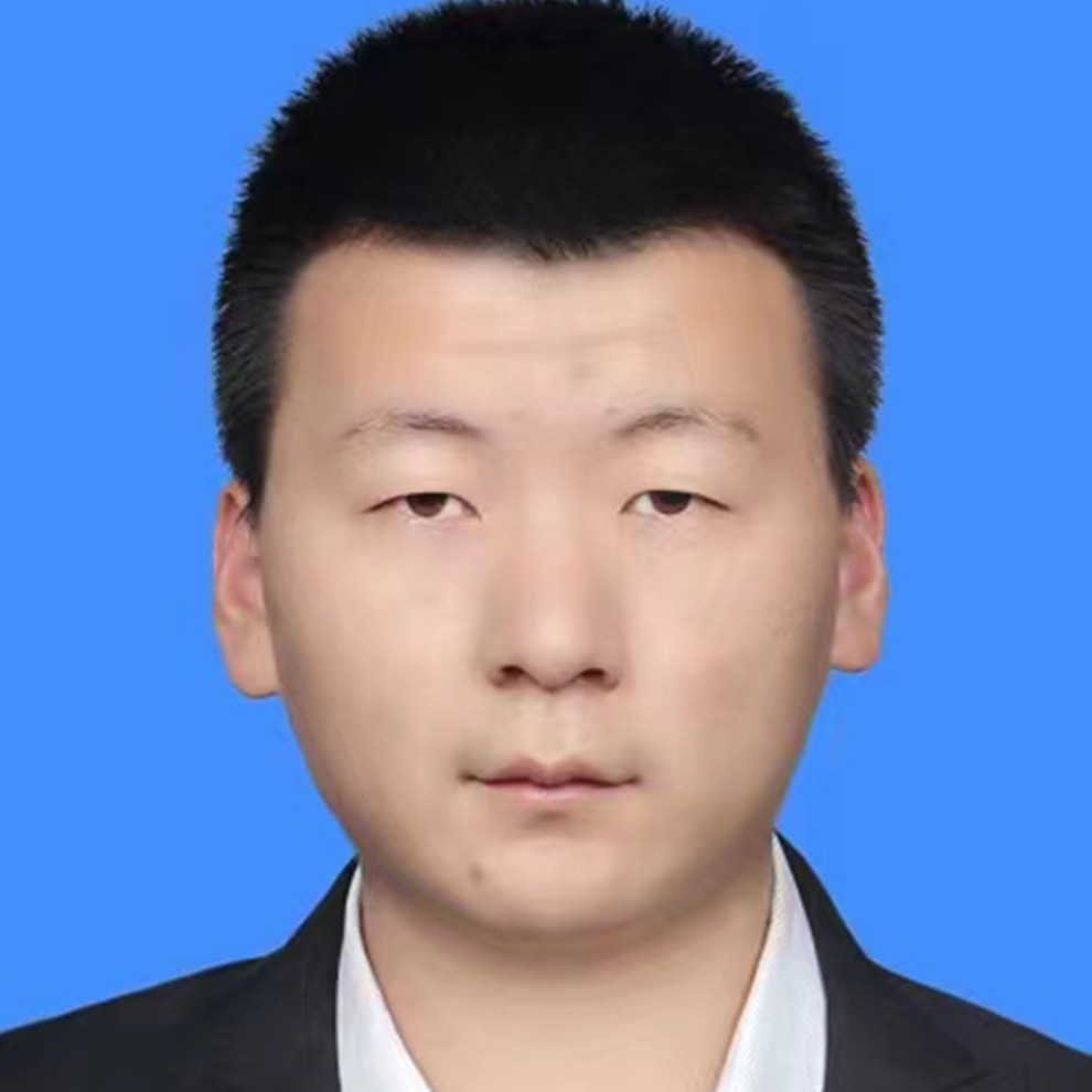 任育杰