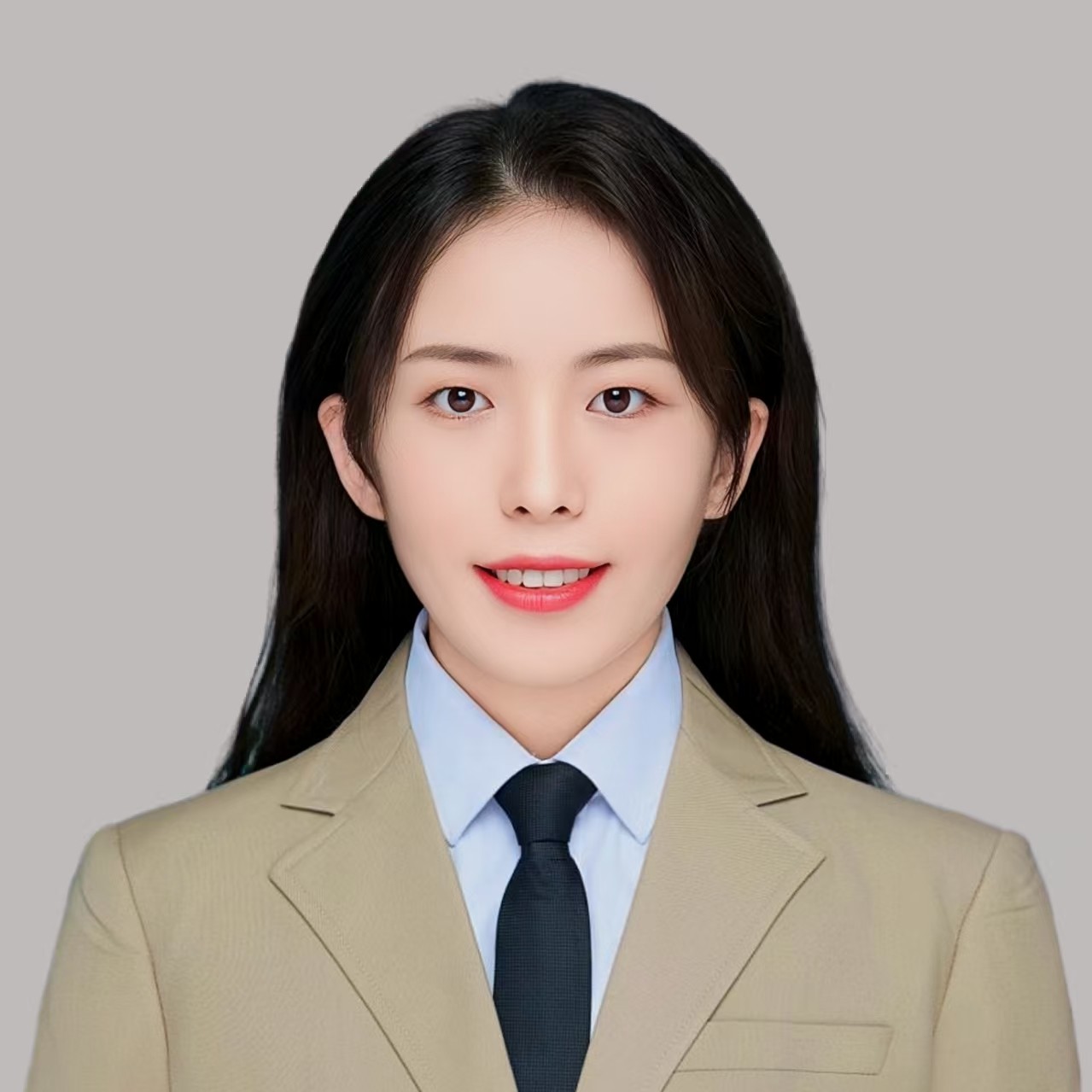 李小英
