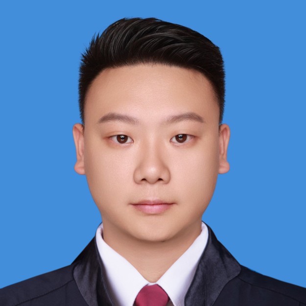 李垤伽