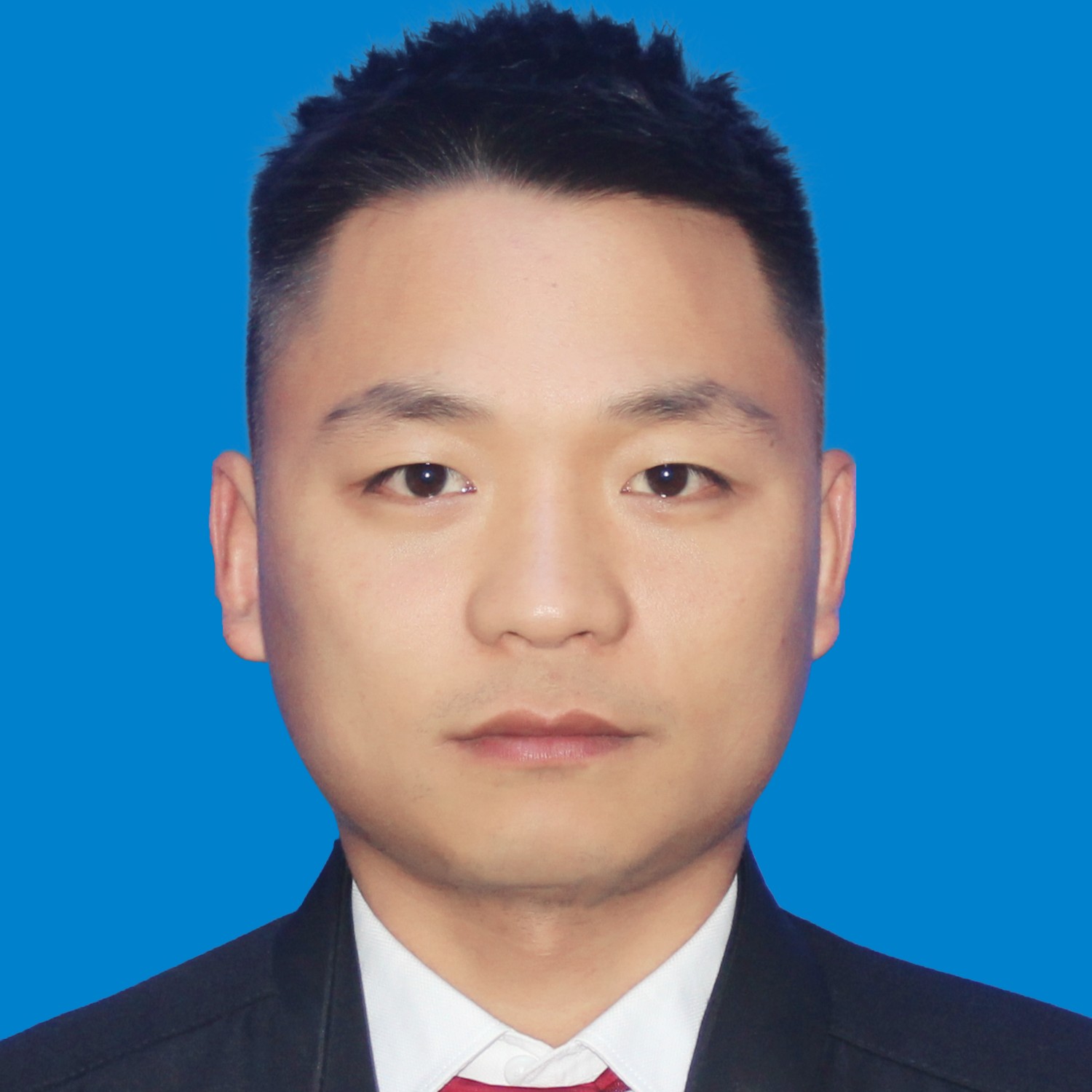 万成勇