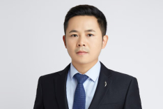 农民大叔下午给菜打农药，晚上有人偷菜被毒死，需要负责不？