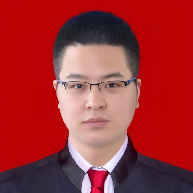 张成伟