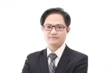 庭审中撤回对被告的诉讼请求有何后果？