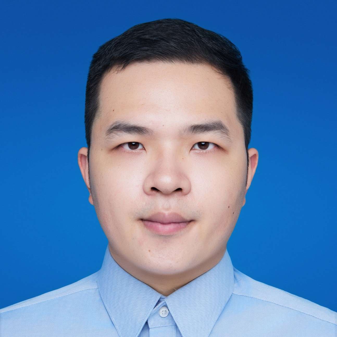 李志富