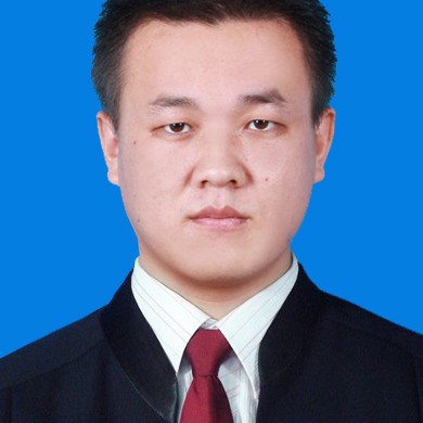 朱泽林