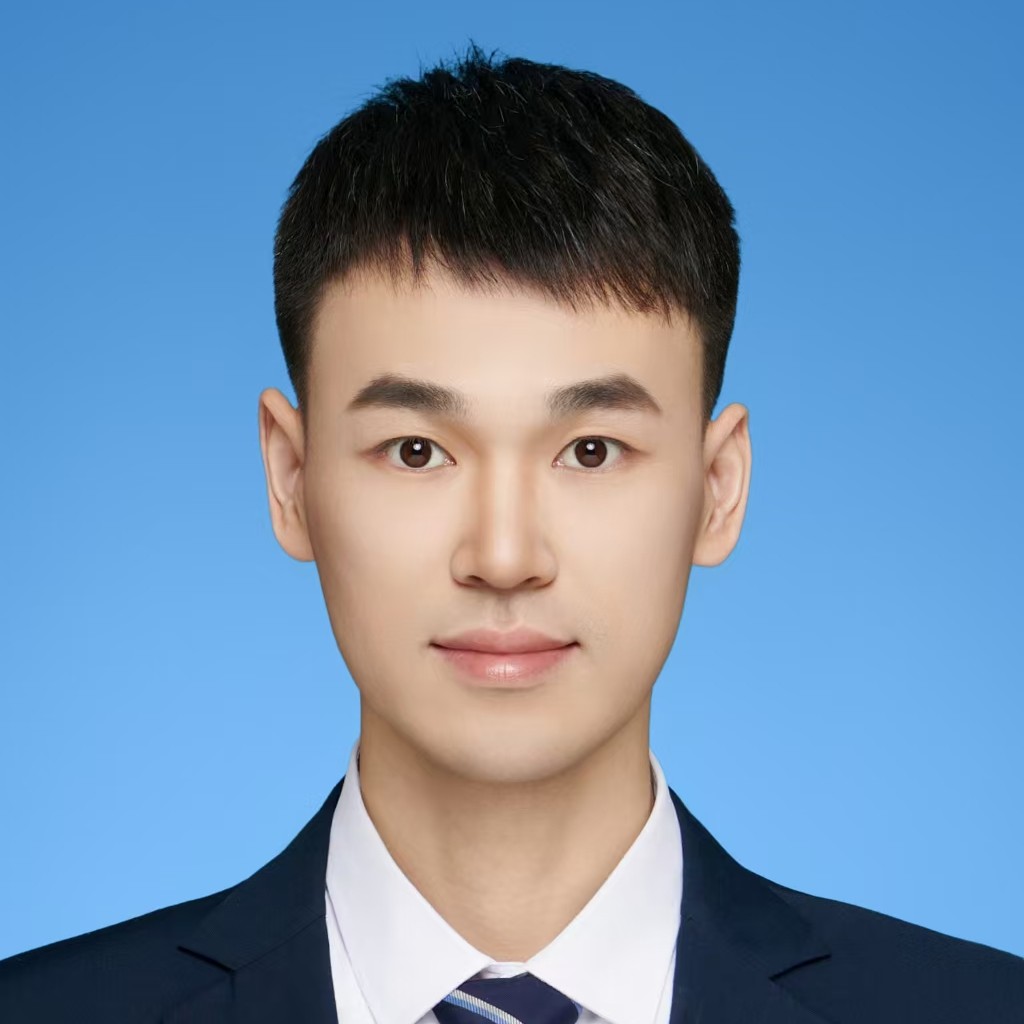 李金龙