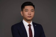 公司无财产偿债，股东是否担责？