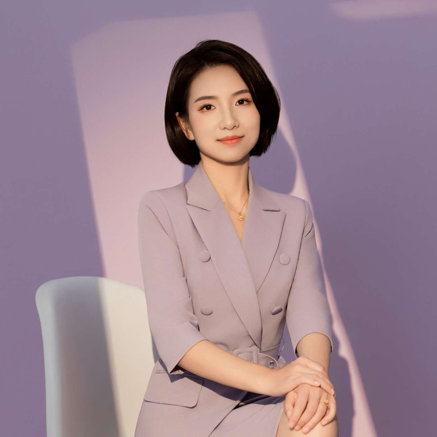 杨玲