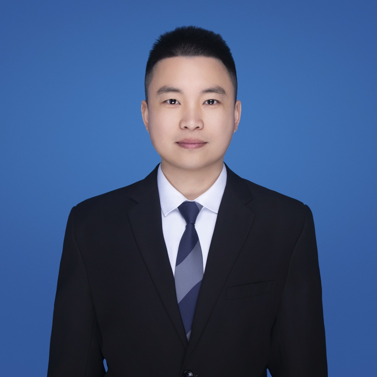 齐春龙