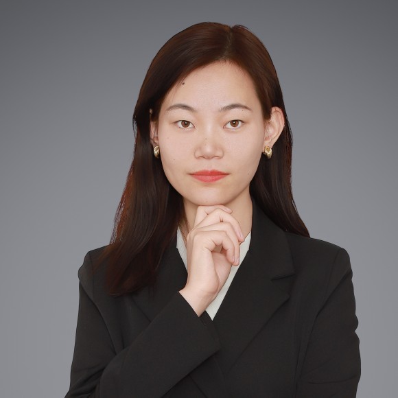 李艺