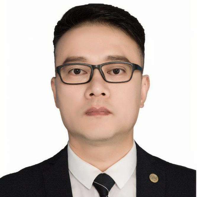 闫炜
