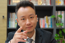 离婚协议签了8年男方硬是不给钱？自贡缪建律师铁腕维权！