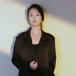 撒娇艳