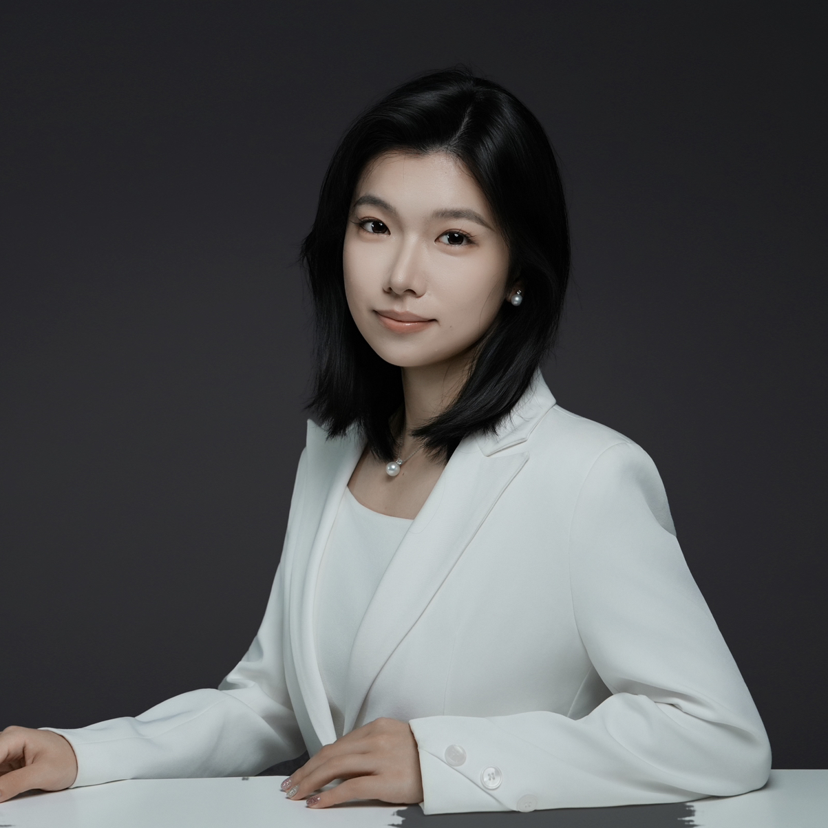 李依恬
