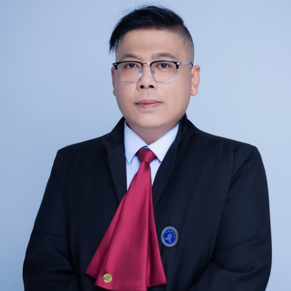 李金龙